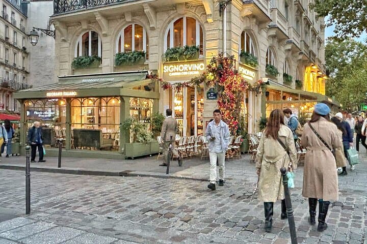 Private Walking Tour - Trace Medieval Paris with a local