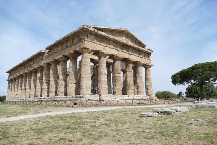  From Salerno: Paestum Temples,Mozzarella farm,wine tasting+lunch