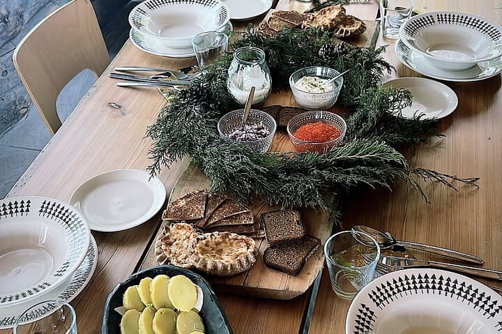 Traditional Finnish Sauna+Local Food Experience(private service) 