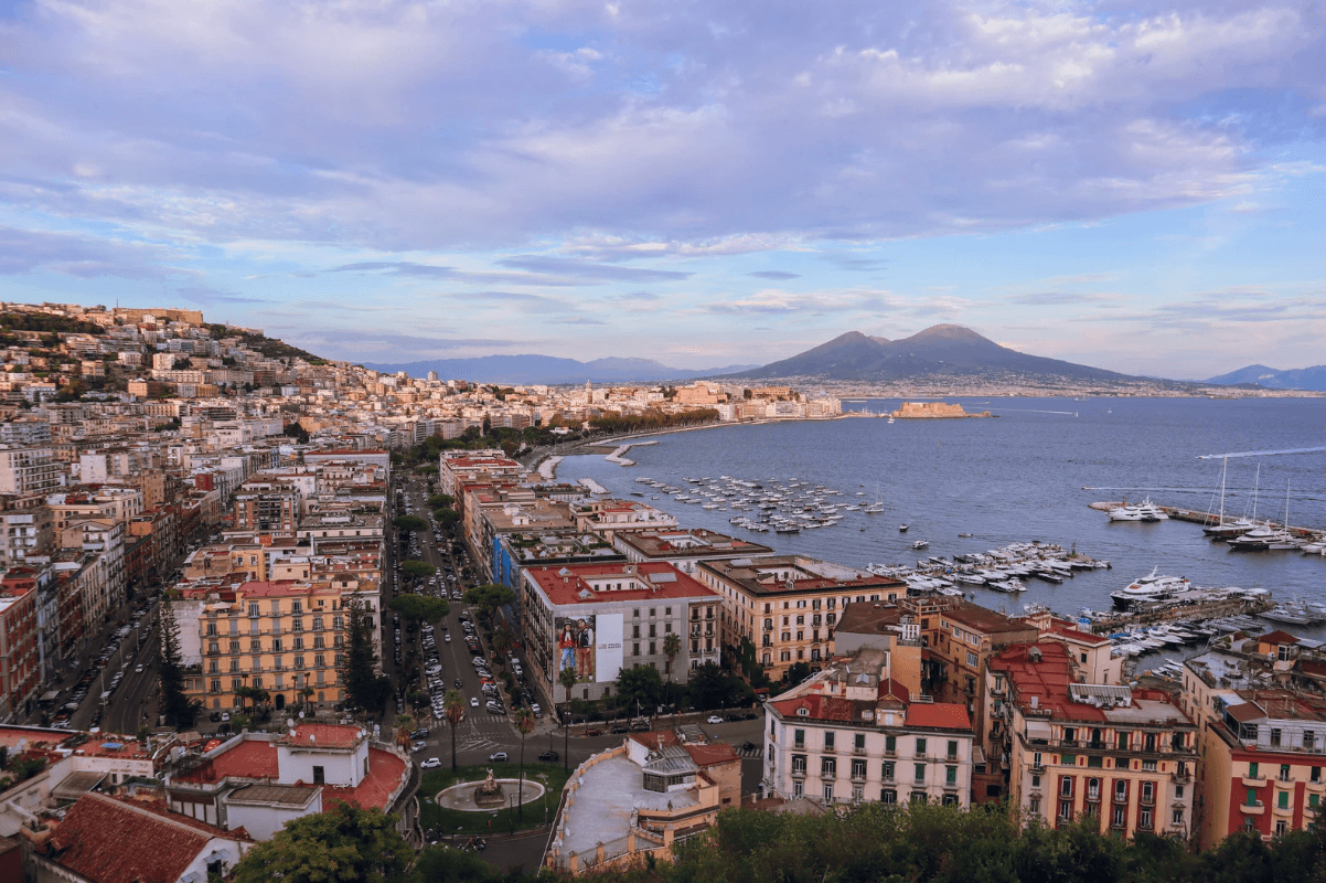 Naples City Tour with Undergrounds Ruins 