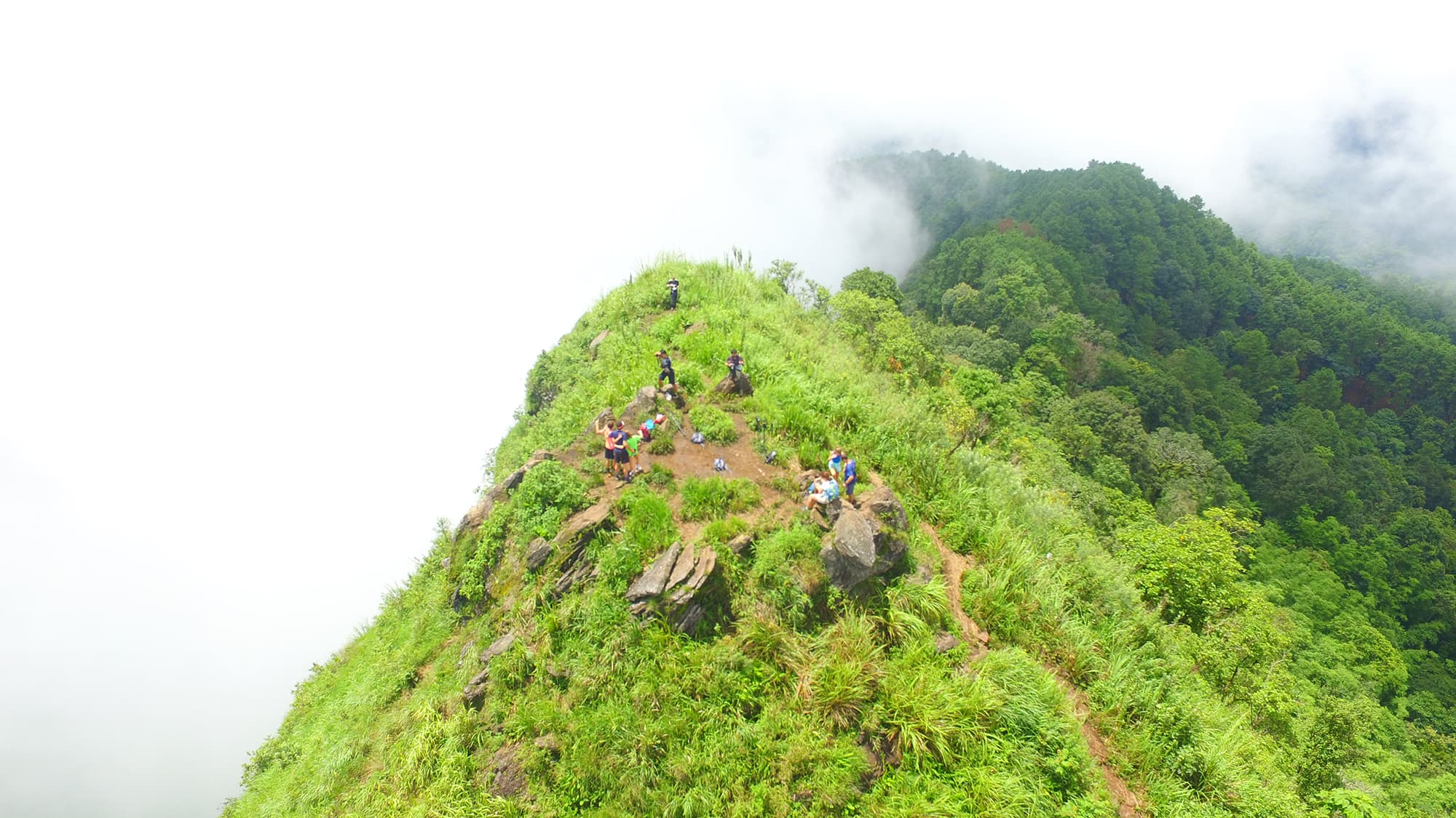 Trail to the Sea of Clouds