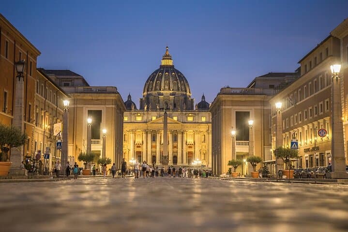 Skip-the-Lines for St Peter's Basilica and Audio Guide