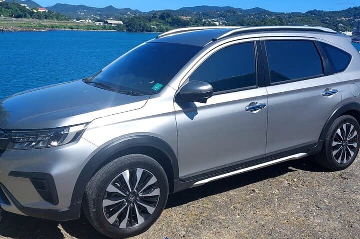 Private St. Lucia Airport Transfer to Harbor Club St. Lucia 