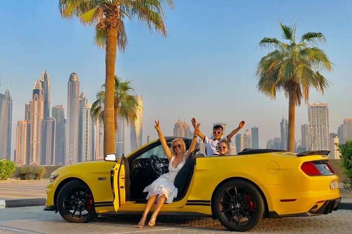 Dubai City Tour in a Convertible Car