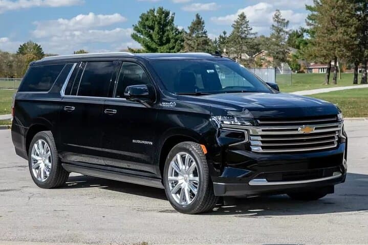 Departure Transfer: Toronto to Pearson Airport YYZ by Luxury SUV