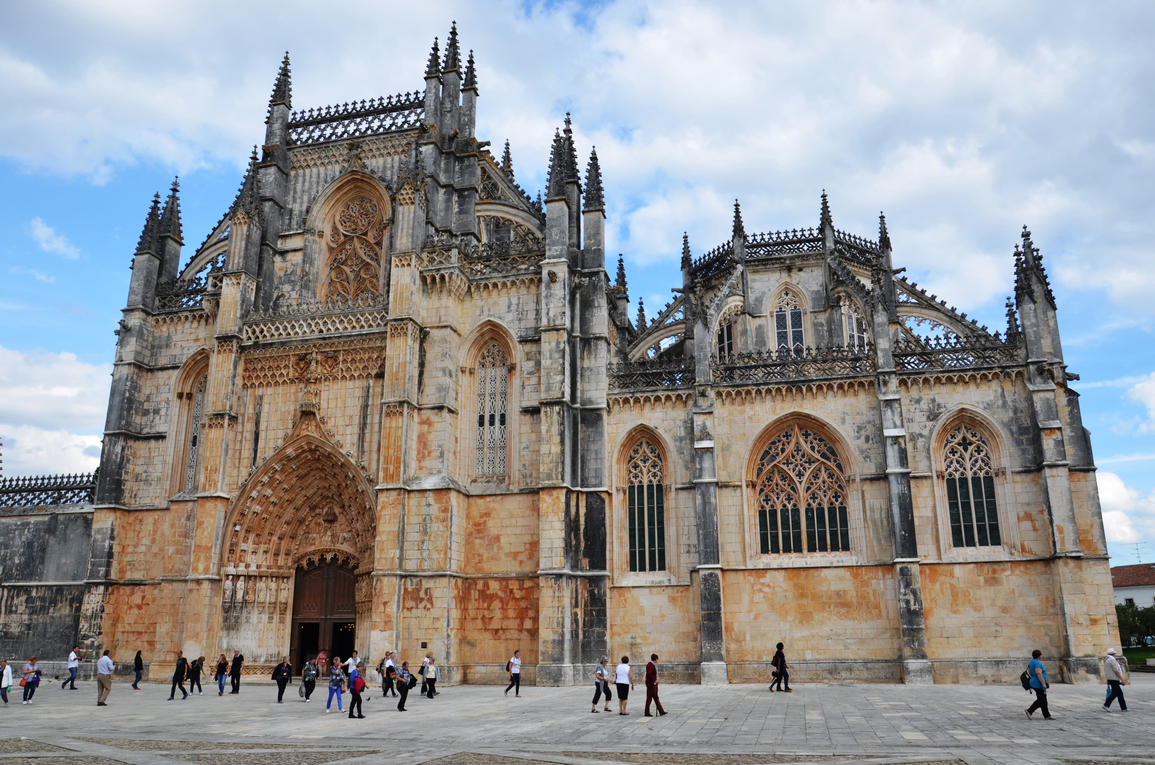 Private Car Transfer from Porto to Batalha