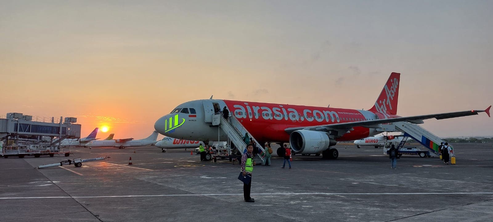 Arrival Ngurah Rai Airport Bali Transfer to Ubud,Canggu,Tanah Lot,Uluwatu Area