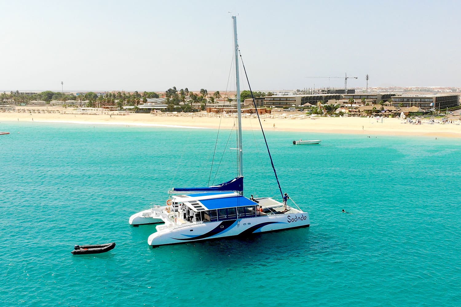 Sal Island: Lounge Catamaran Half- day No Stress Adventure