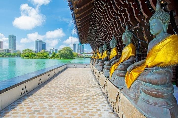 Airport Taxi Transfers from Colombo Airport to Colombo City