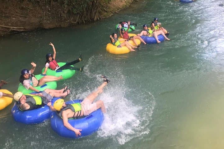 River Tubing & Beach Tour, from Montego Bay (Private)