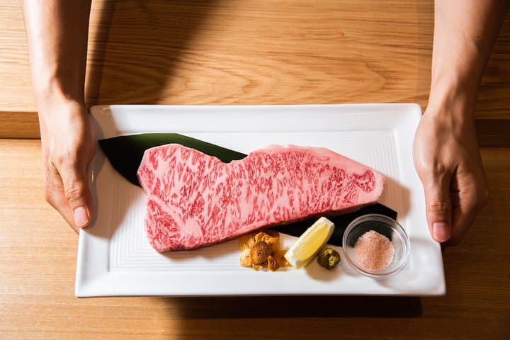 Wagyu & Sake Pairing in Shinjuku – Steak, Shabu-Shabu & More