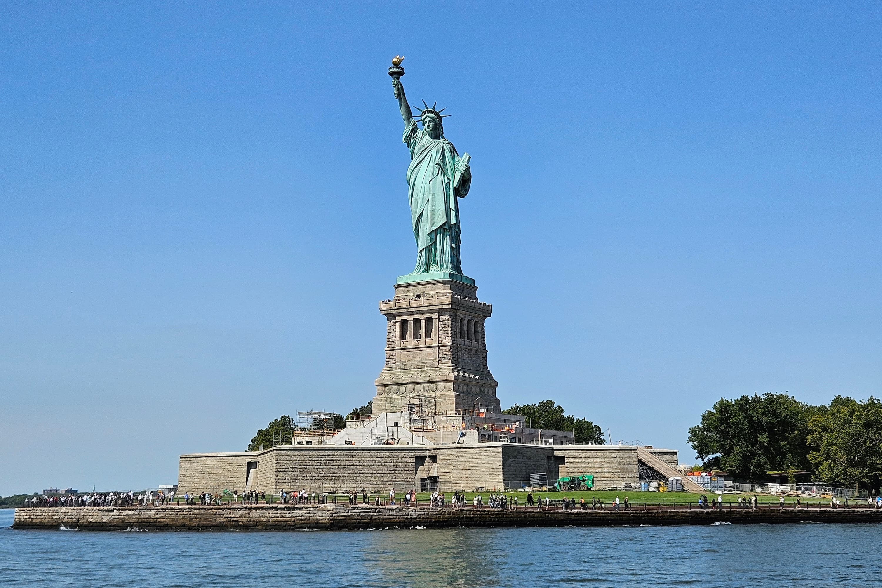 Statue of Liberty Express Bus from Times Square with Ferry Ticket