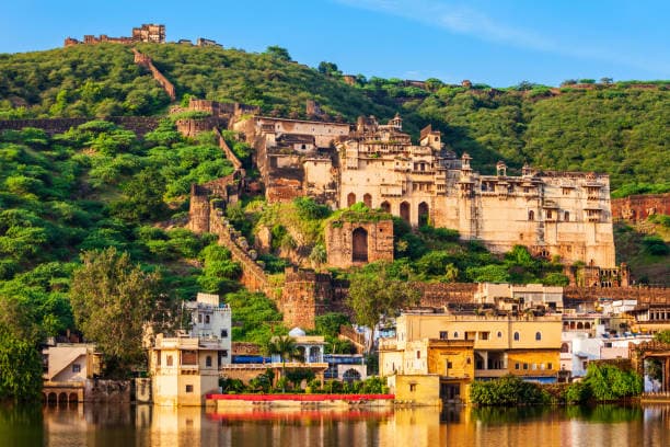 2 Days Bundi Privete Tour from Jaipur with Pottery and Crafts (Theekarda)Village