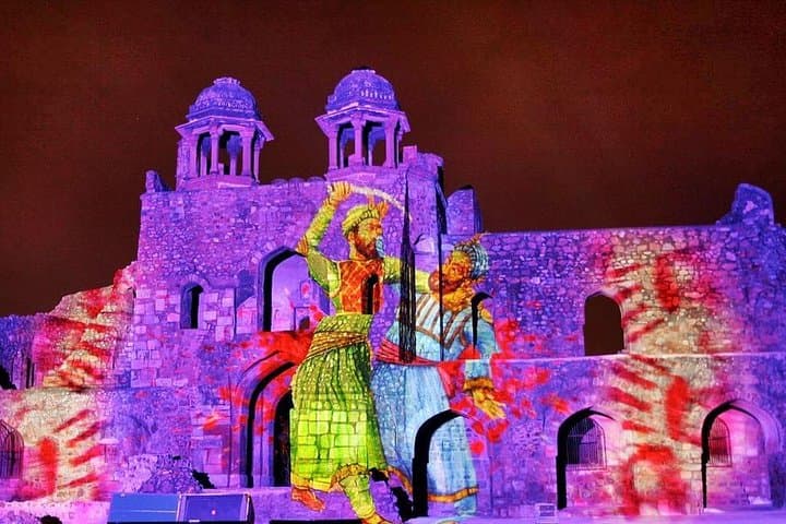 Jaipur Amer Fort Light & Sound Show with Dinner and Cultural Dance