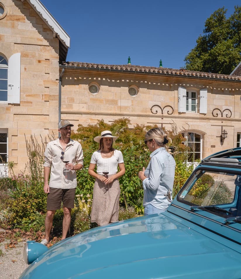 Saint-Emilion & Pomerol : Full Day Private Tour in a Citroën 2cv