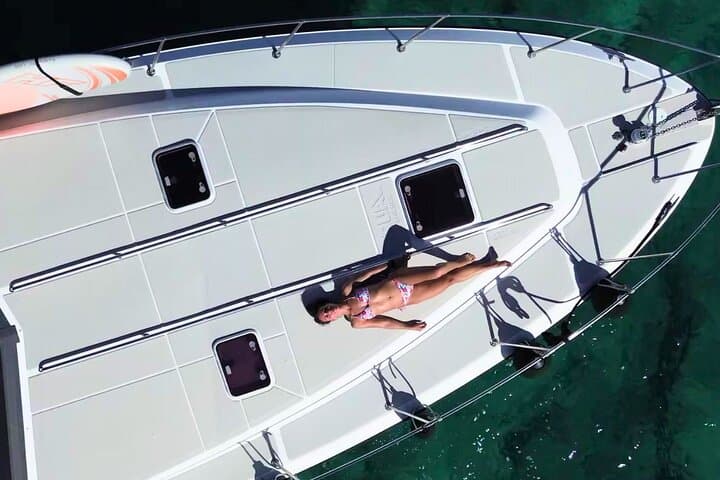 Private Yacht with Gourmet Barbecue and Sunset in Playas de Papagayo