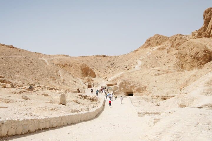 Private Full Day Tour on the West Bank of Luxor 