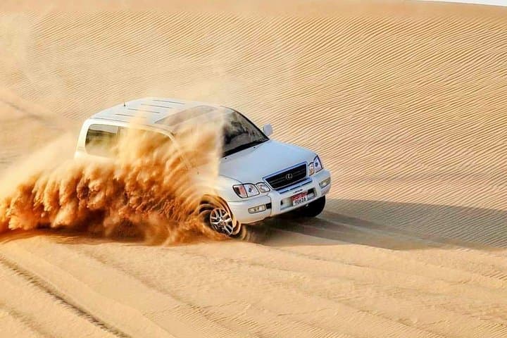 Enjoy Abu Dhabi City Tour and Desert Safari