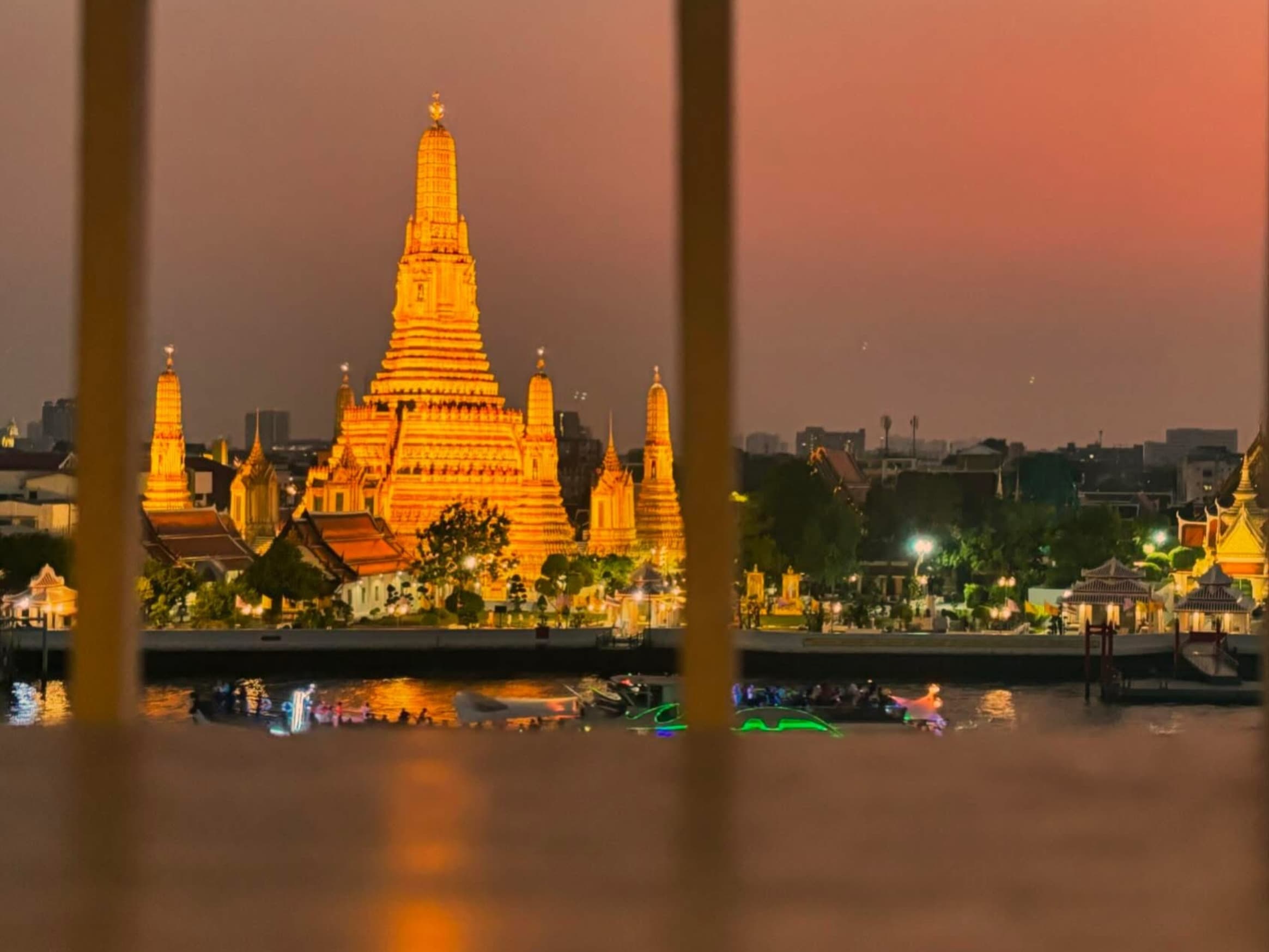 A Glorious 4-Day Journey Through Bangkok & Ayutthaya with accommodation