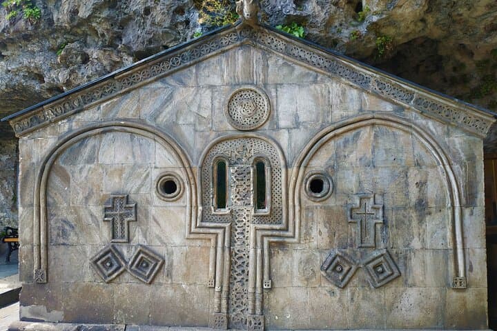 Imereti Tour: History, Caves & Scenic Wonders