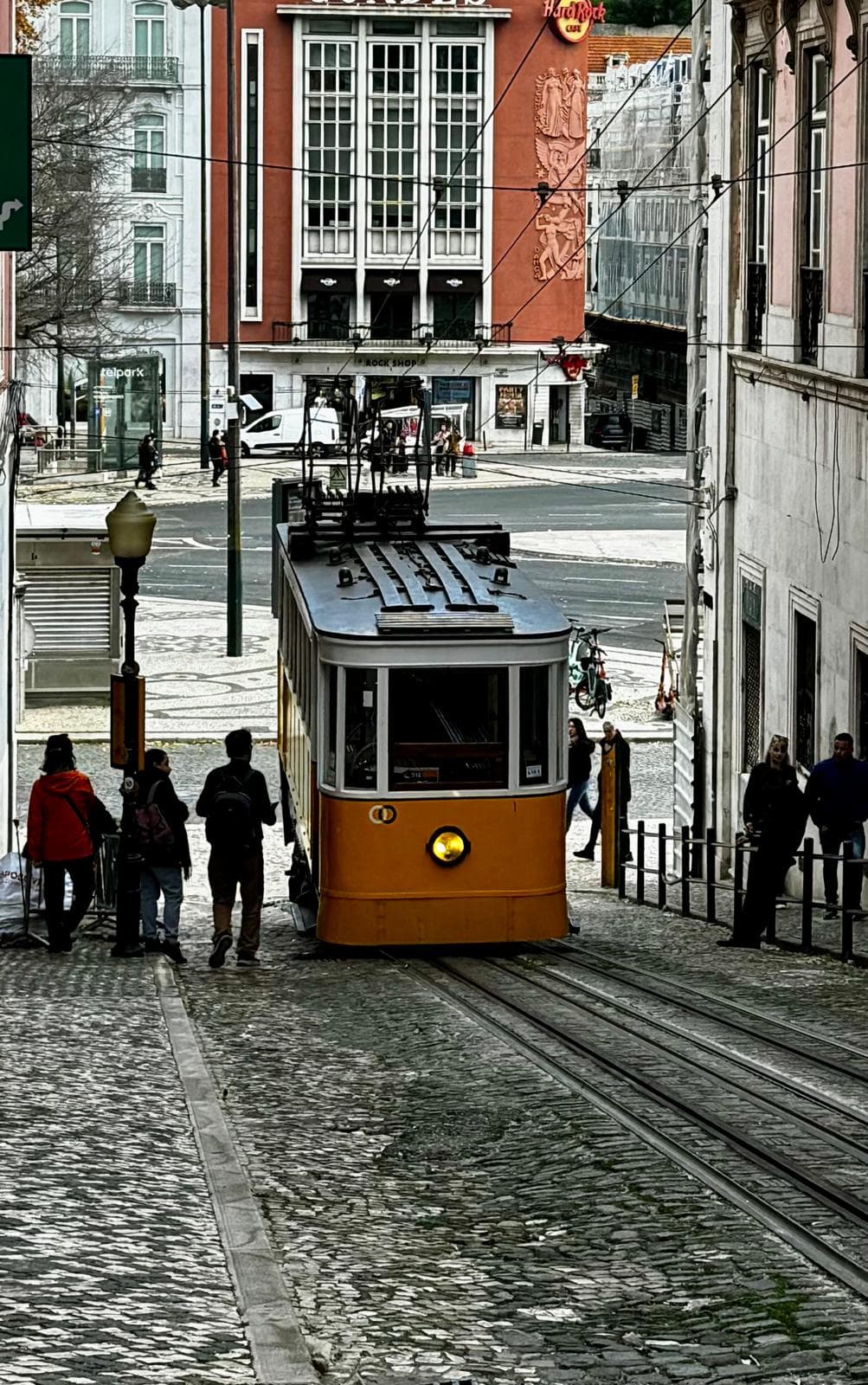 Lisbon: audio guided City Quest – Lisbon scavenger hunt