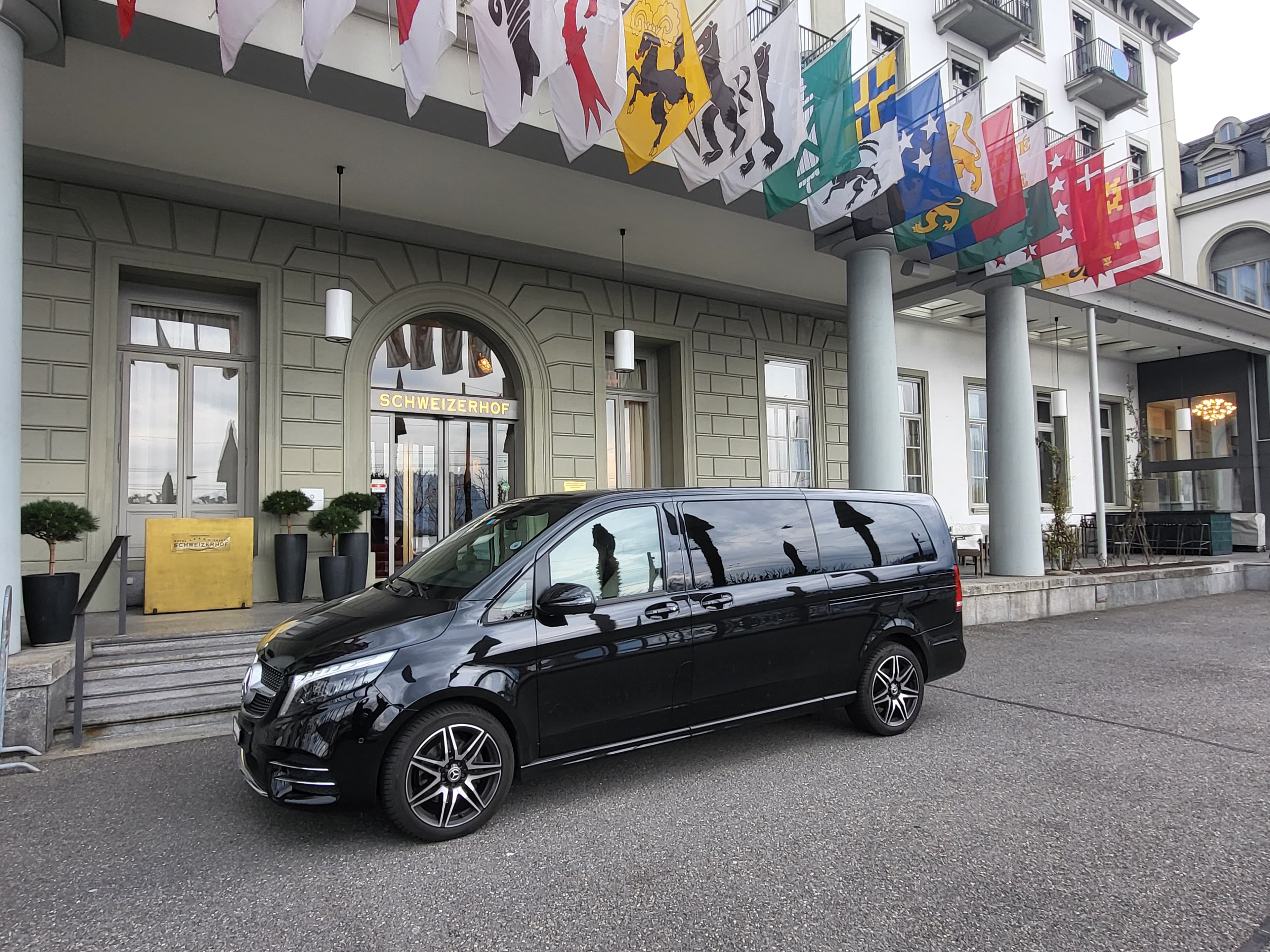 Private Transfer Mercedez V-Class: Zurich - Basel