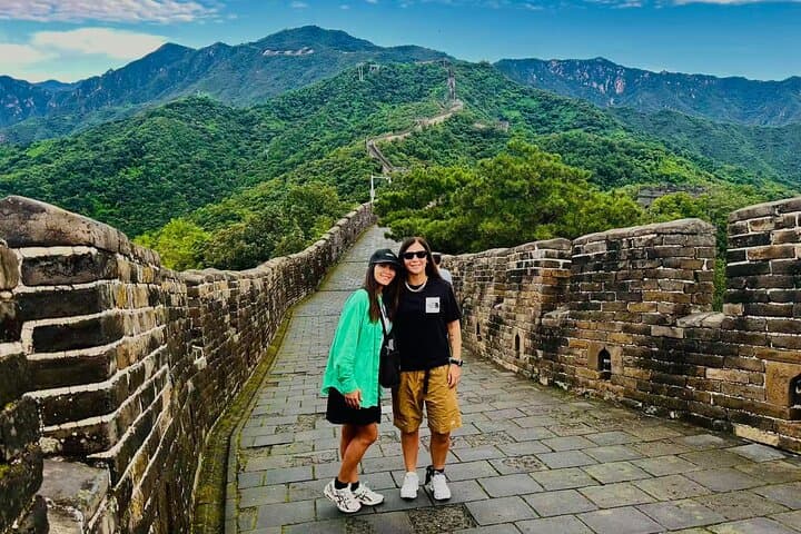 Beijing Great Wall Hiking Tour from Jiankou to Mutianyu