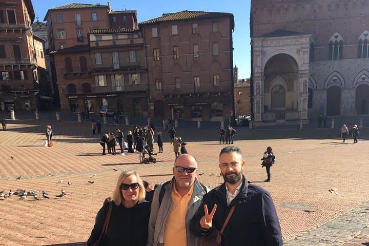 From Florence: Small Group Excursion to Siena, San Gimignano and Monteriggioni