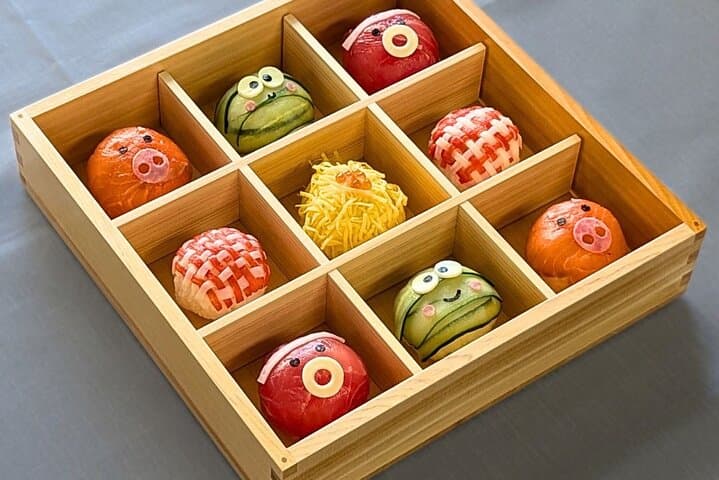 Tokyo Cute Sushi : Kawaii Character Sushi Cooking Class!