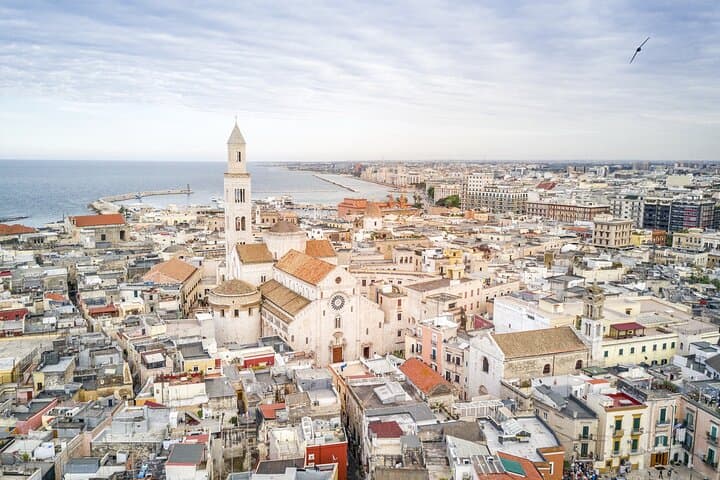 Half-Day Excursion to Bari from Matera 