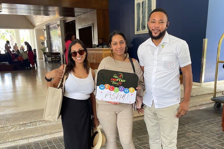 Hyatt zilara or ziva EXCLUSIVE private airport transfer services 