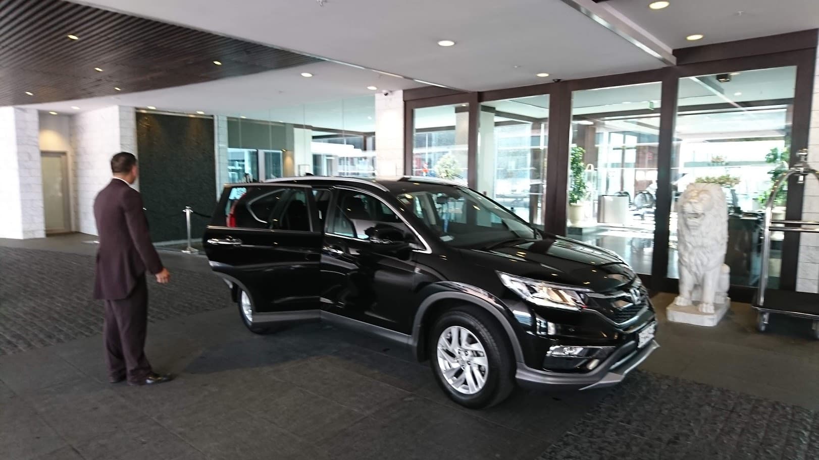 Auckland Airport Transfer Outbound - SUV