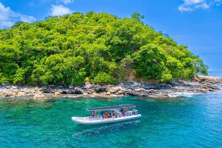 Yelapa Escape & Snorkeling in Puerto Vallarta by Speedboat