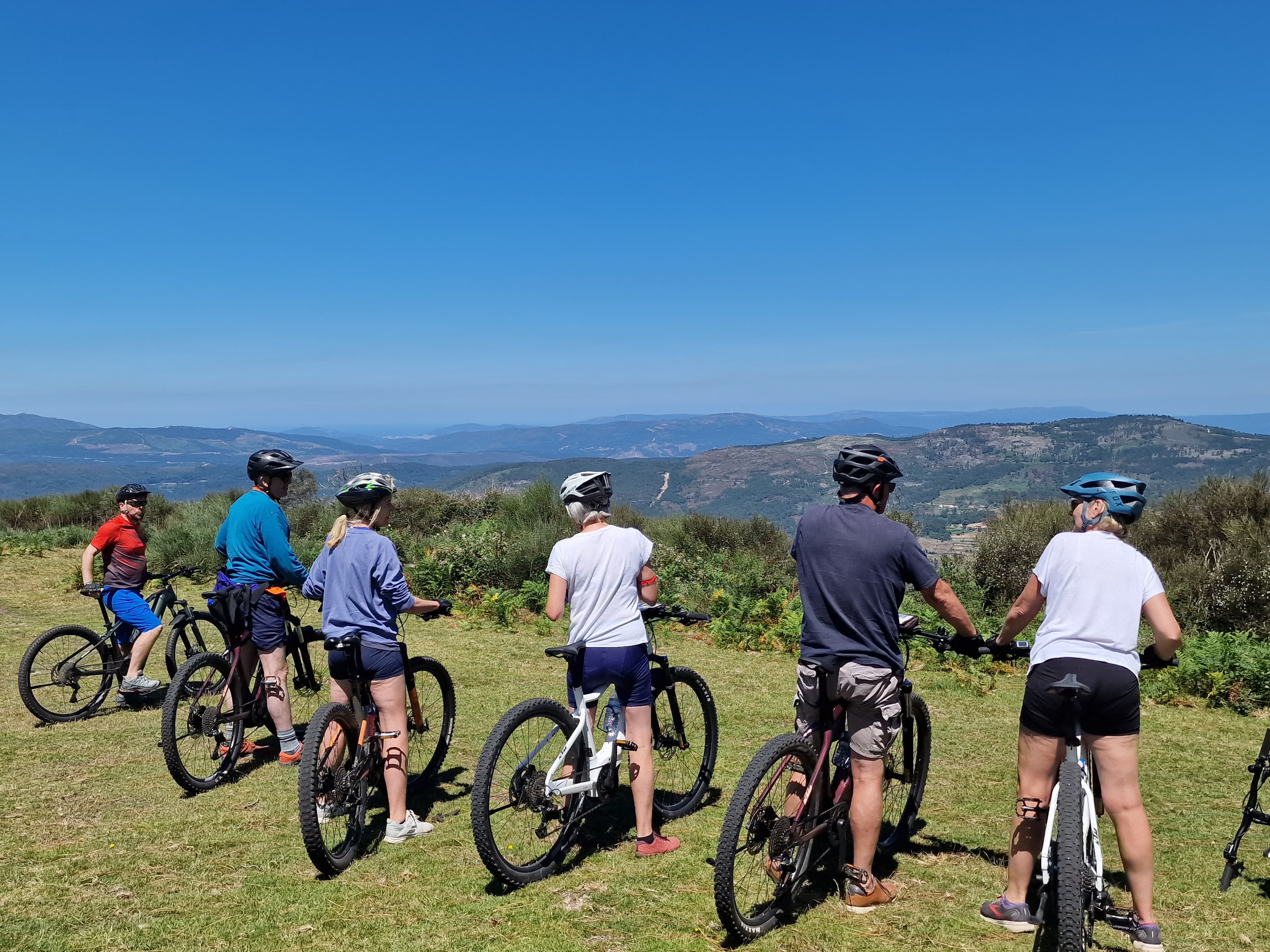 E-Bike Guided Tour - Route of the Viewpoints and Enchanted Forests