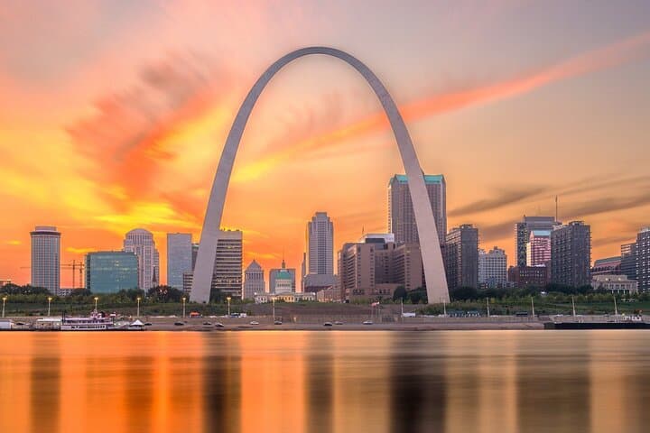 "StL's Best Sights and Bites" - Your Private Tour in St. Louis 