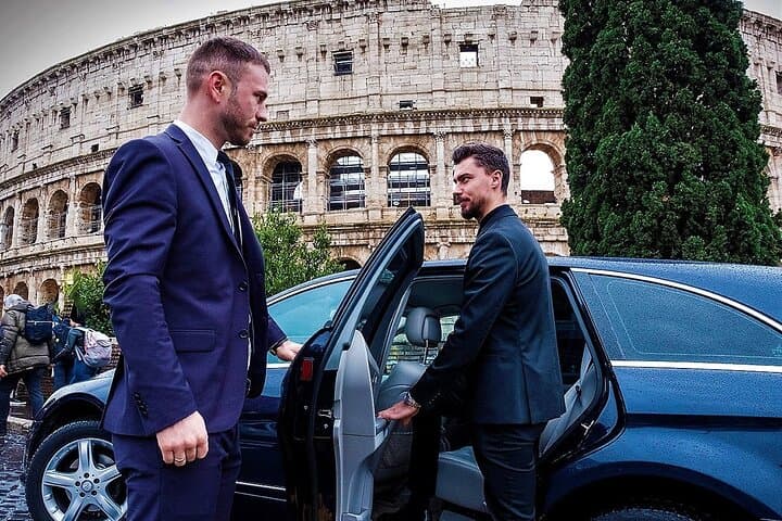 Epic Rome Tour: Port Round-Trip, Colosseum, Iconic Sights & Lunch