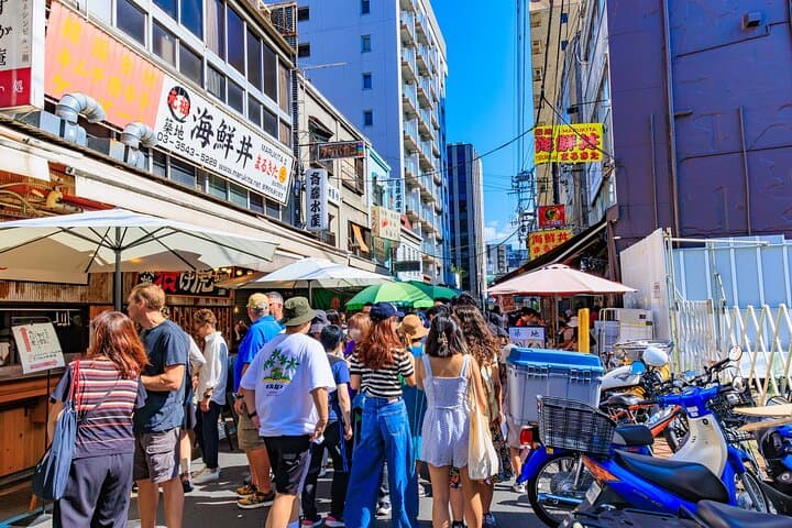 Tokyo: Tsukiji Outer Market Adventure in 2 hours