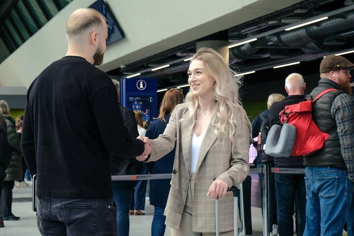 Sky Lagoon Private Transfer: Reykjavik/Keflavik Airport