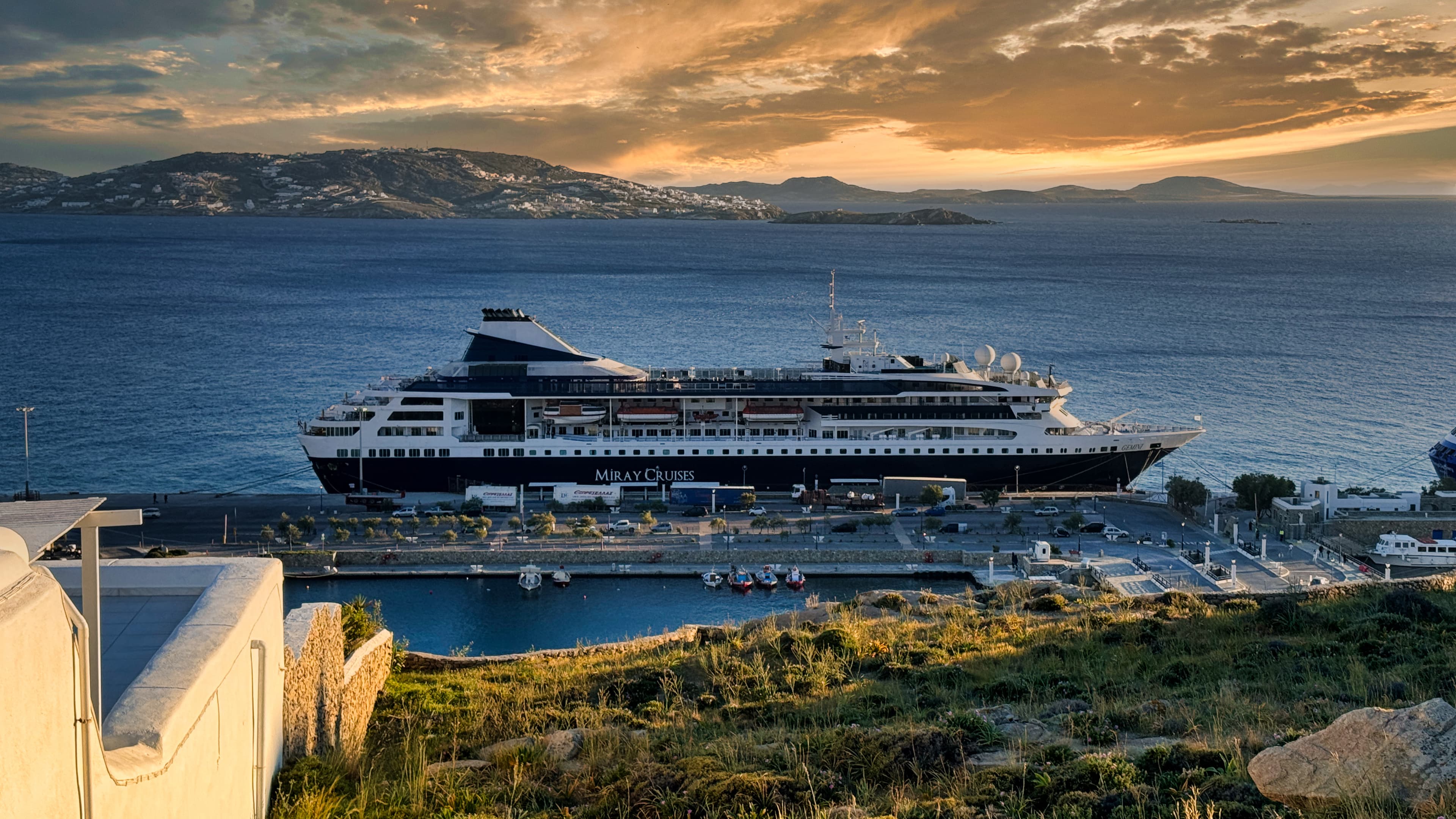 Best of Italy and Greece with 4-day cruise