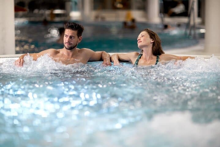 From Krakow: Private Tatra Mountains Day Trip to Termy BUKOVINA