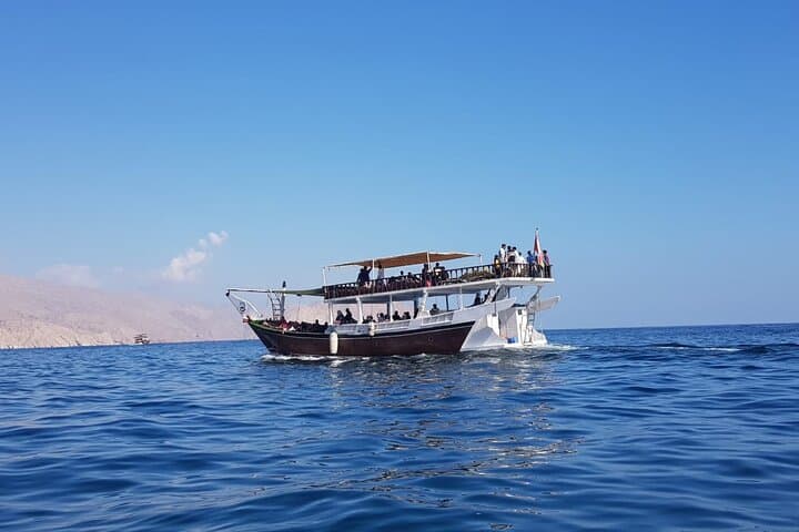 Musandam Boat Trip Fishing Snorkeling Lunch