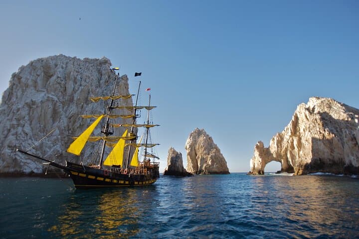 Cabo Pirate Adventure: Family Sunset Dinner & Show