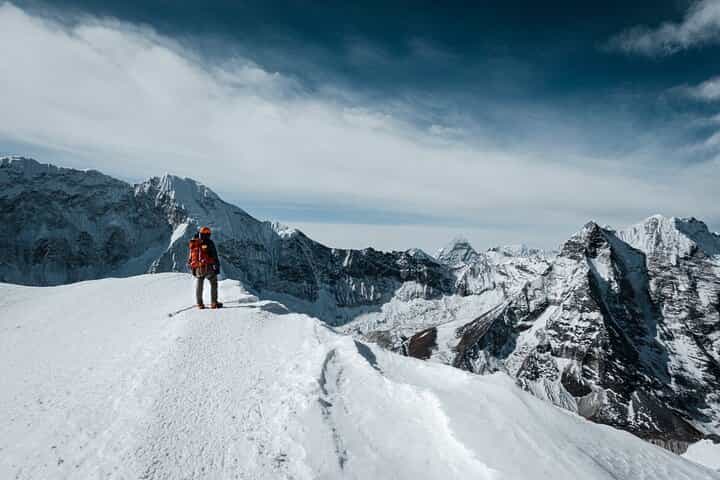 23 Days Island Peak Trekking in Nepal