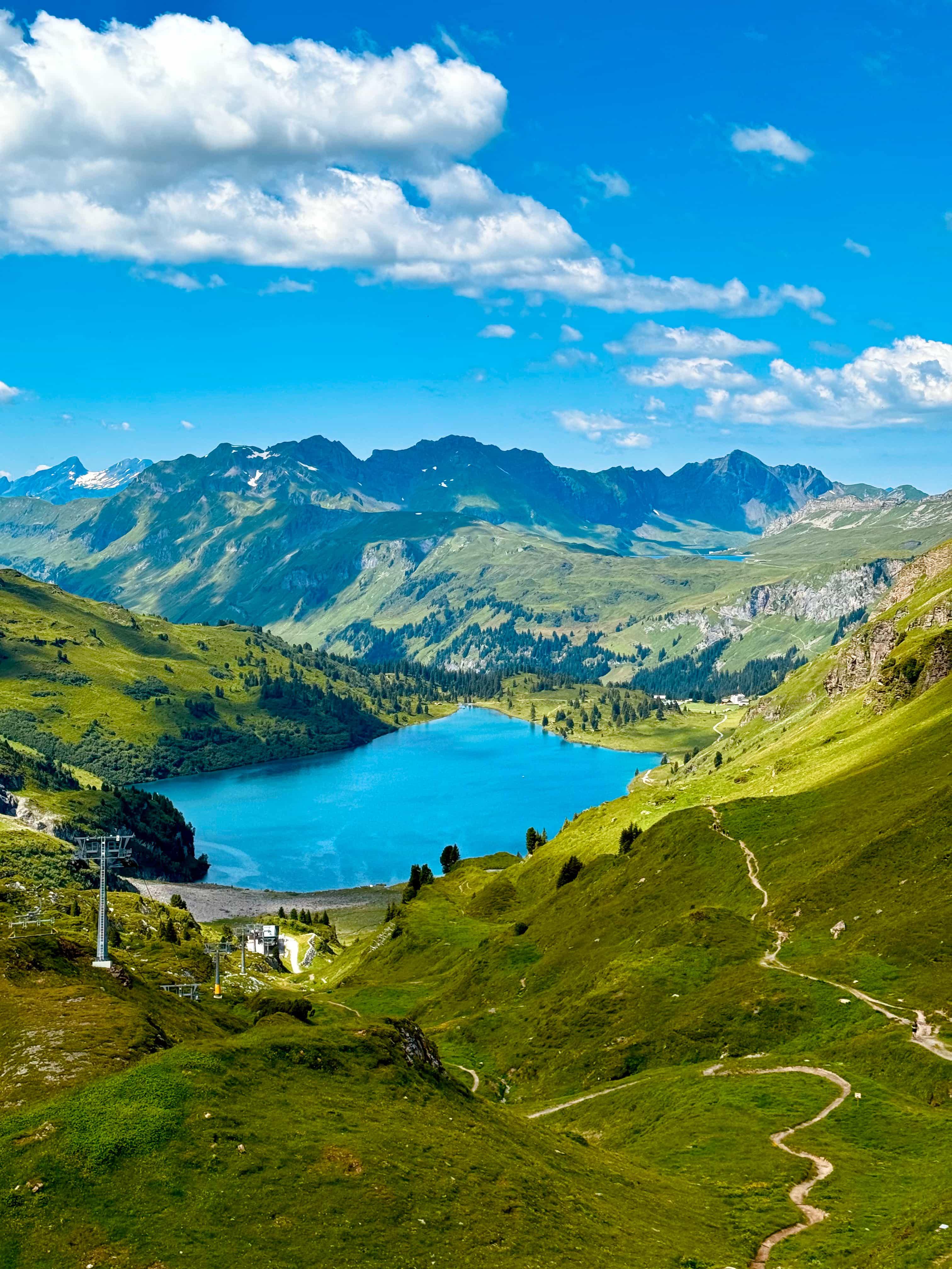 Private Lake Discovery E-Bike Adventure