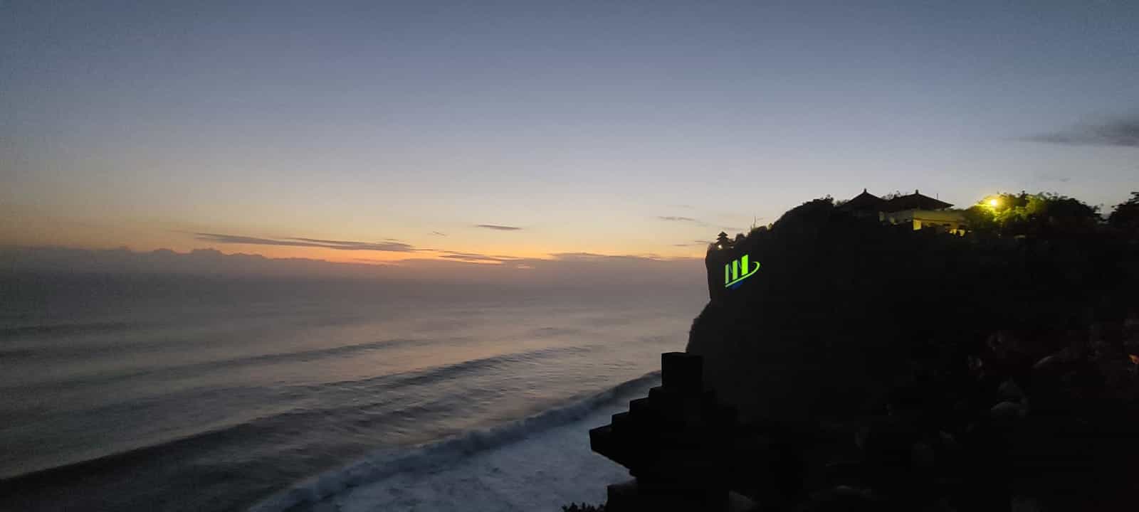 Sunset Uluwatu Private Tour and Kecak Fire Dance Performance