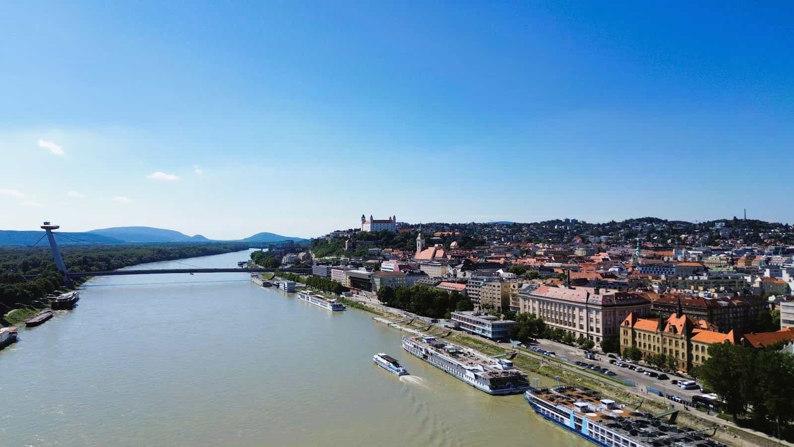 Evening Essential Bratislava Tour & Wine Tasting from Vienna