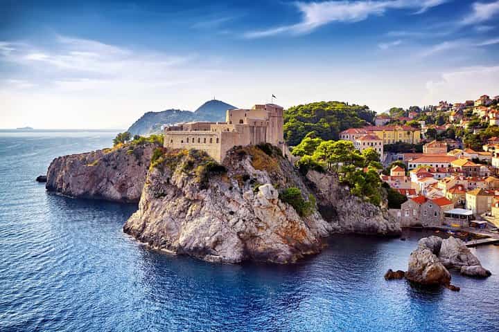 3 Days: Dubrovnik - Mostar - Split - Plitvice Lakes - Zagreb