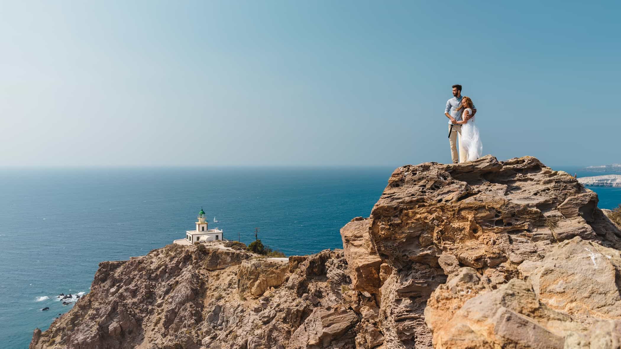 Discover gorgeous southern Santorini
