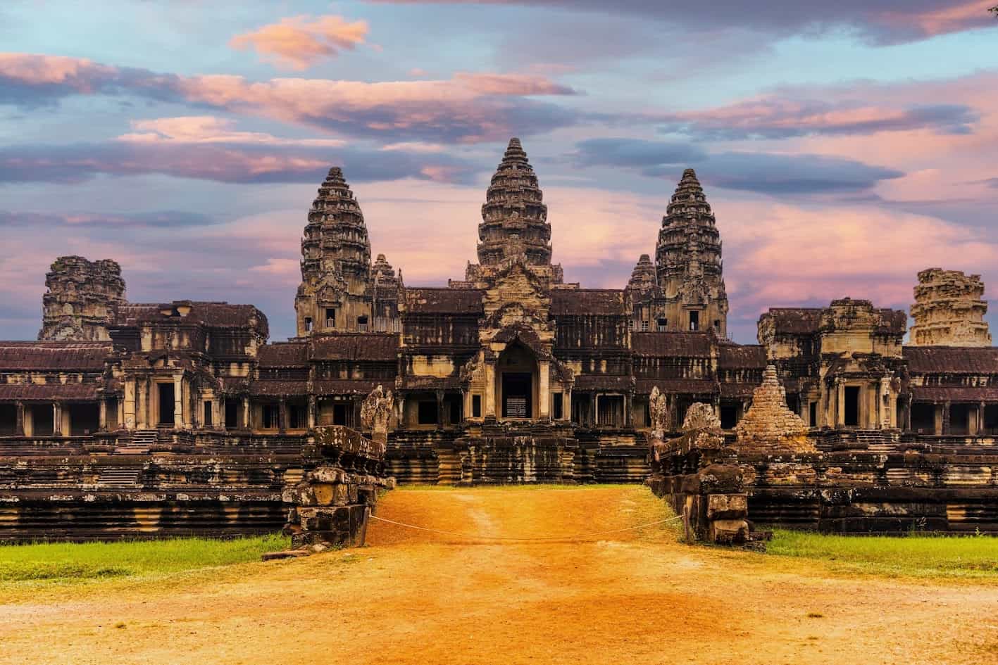 Discover Angkor Sunrise by Vespa Private Tour