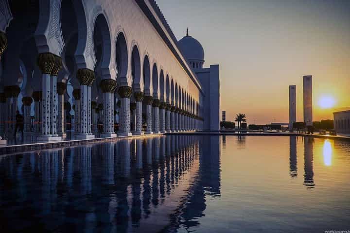 Abu Dhabi City Tour with Ferrari world Combo